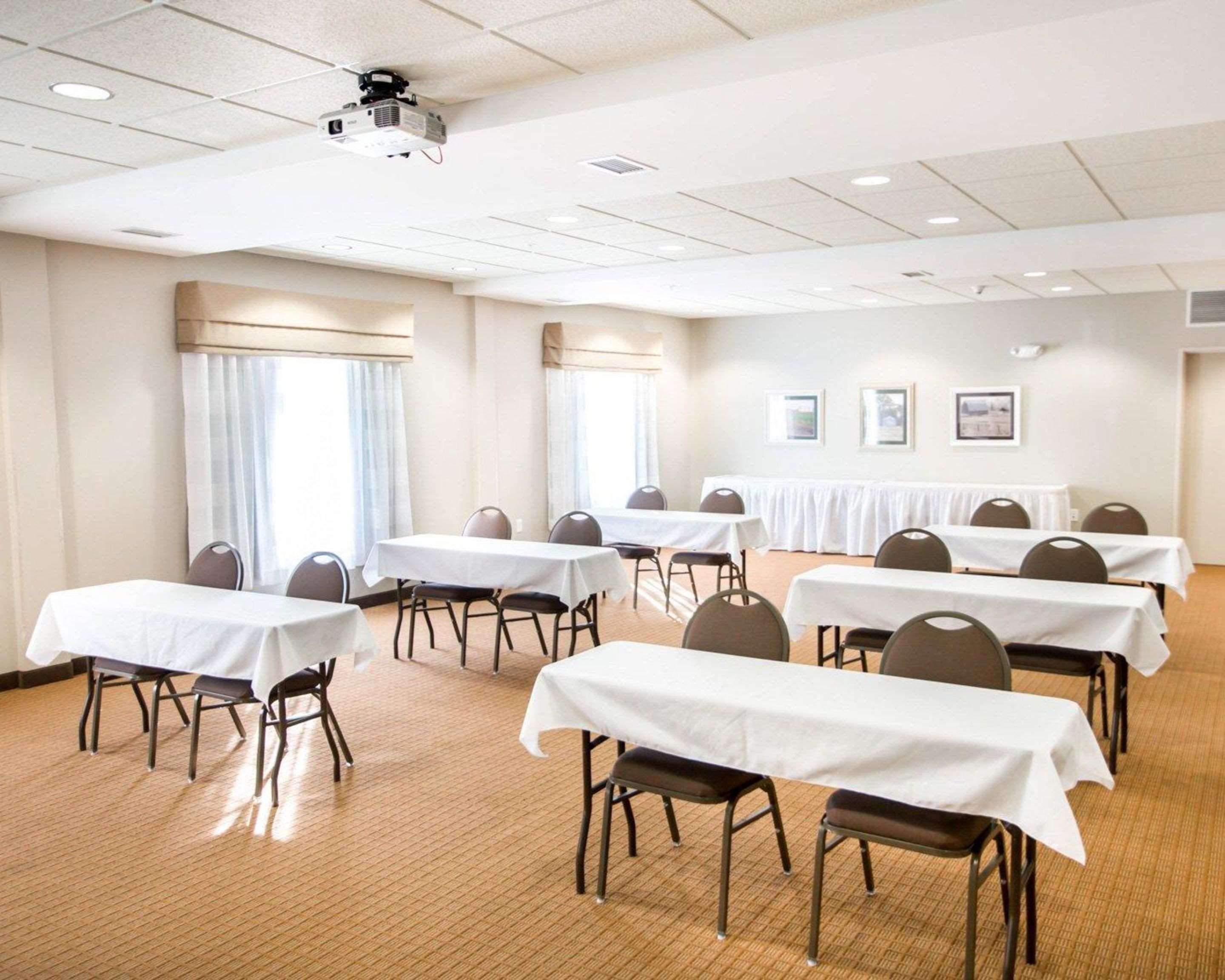 Sleep Inn & Suites Norton Екстер'єр фото